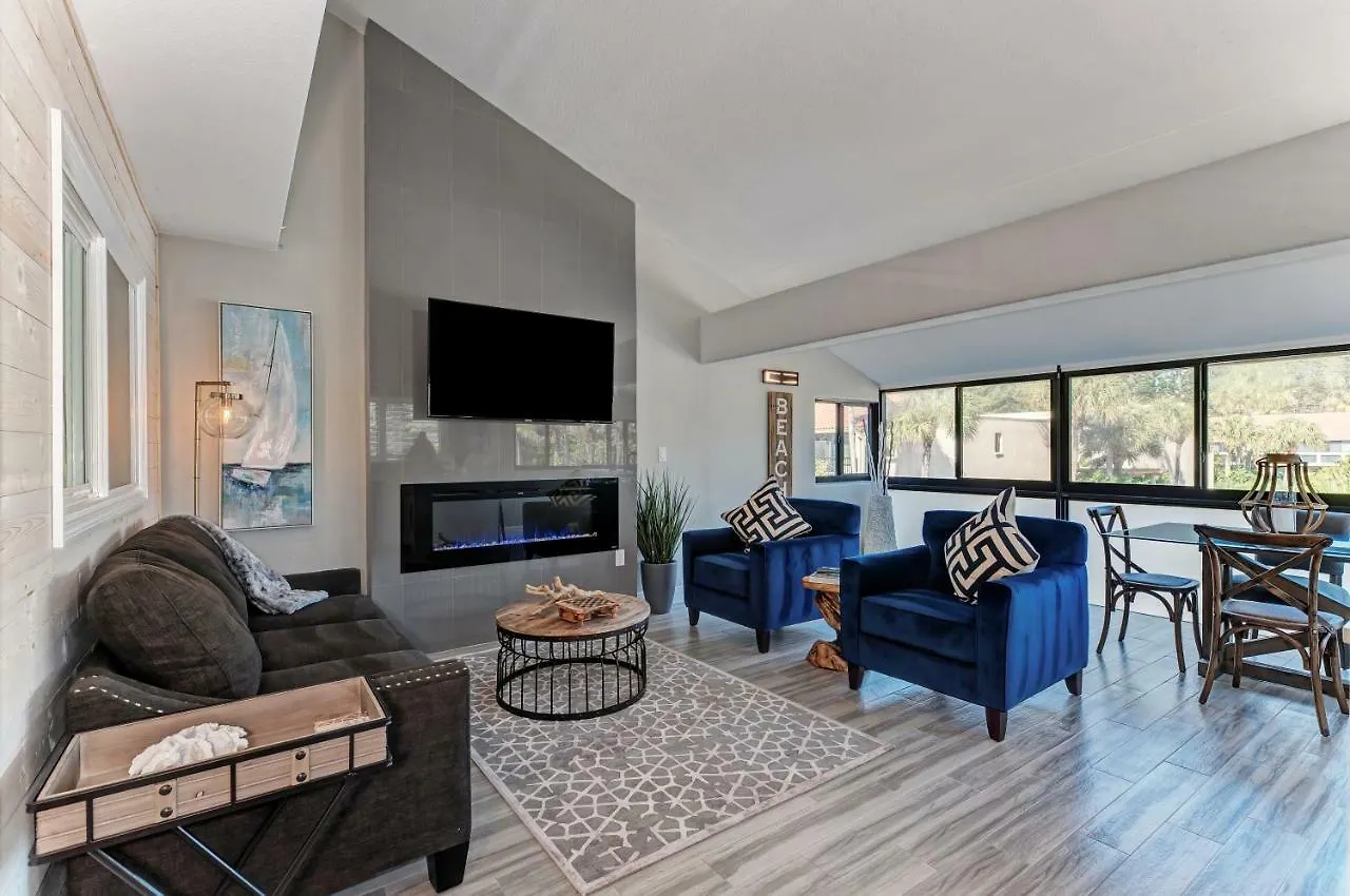 ****  Casa Del Mar Longboat Key Aparthotel United States